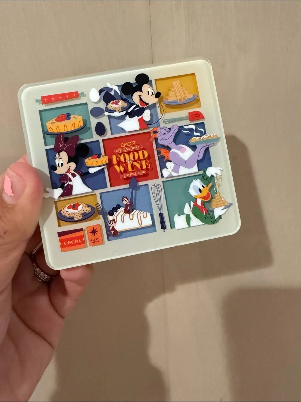 Disney Food & Wine Festival Character magnet - Cream Multi-Color